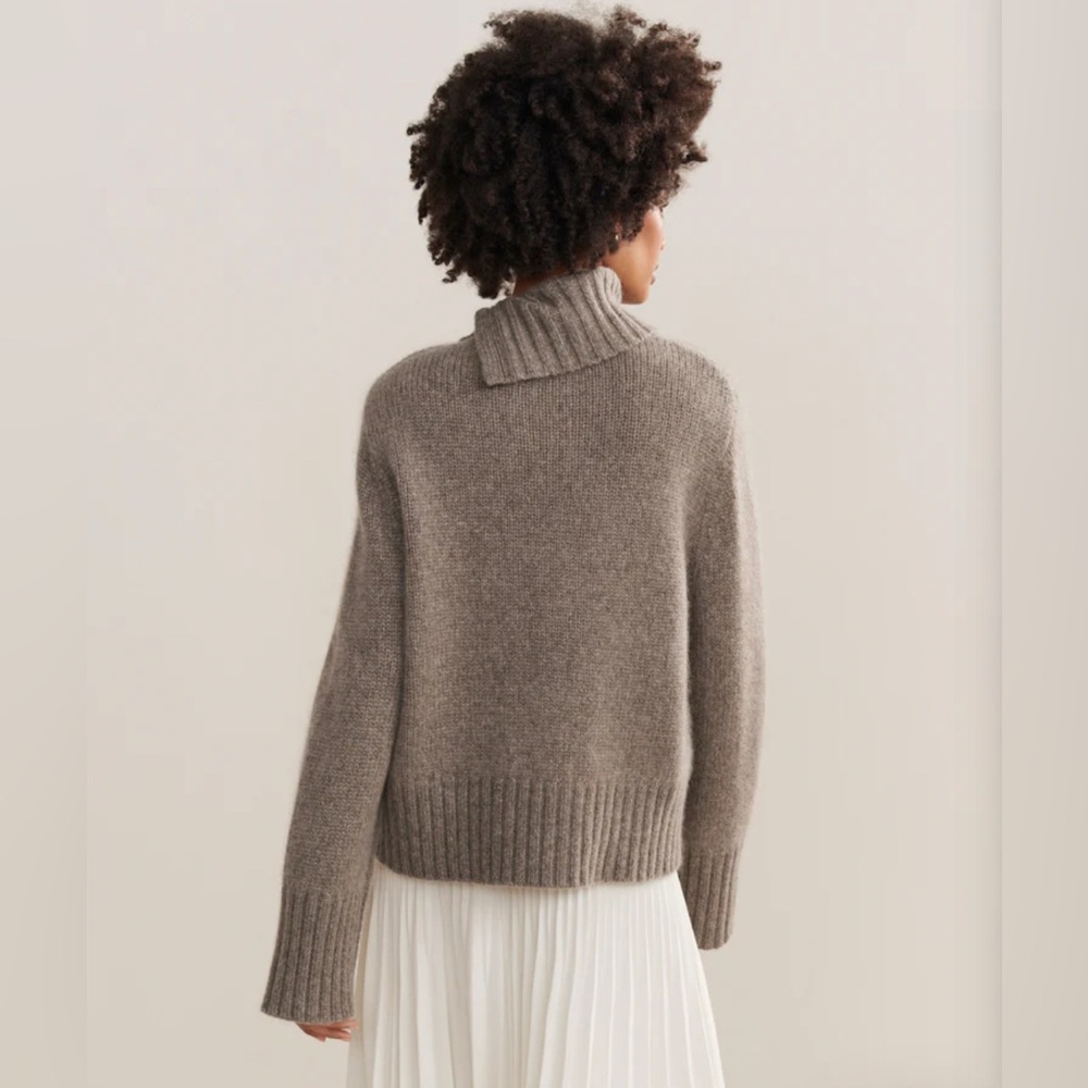 Jenni Kayne Cashmere Jackie Sweater in Taupe size XS - Picture 5 of 6